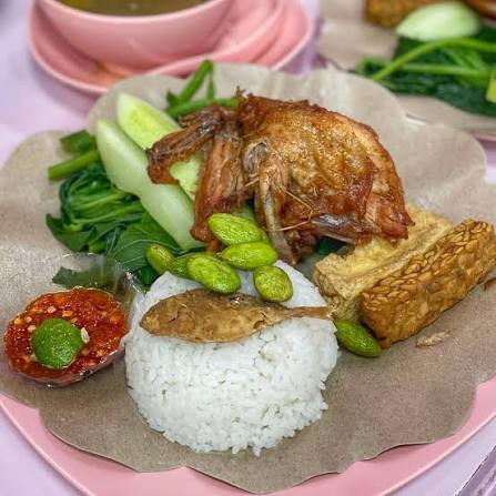 Ayam Tempong
